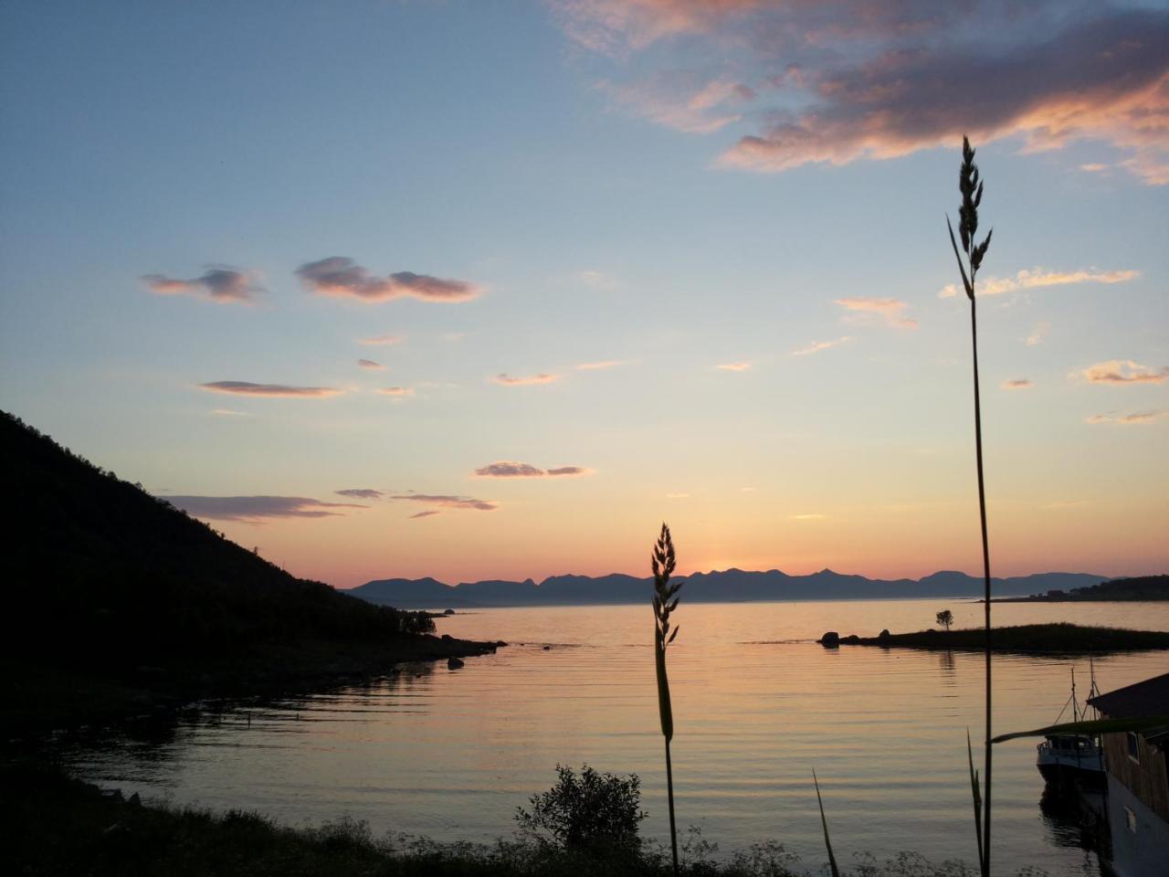 Prima Lofoten Myrland Exterior photo